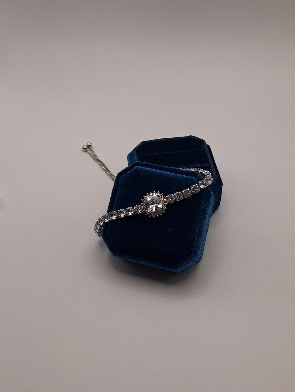 Swarovski NWT Clear Crystal Halo Tennis Bolo Slider Bracelet